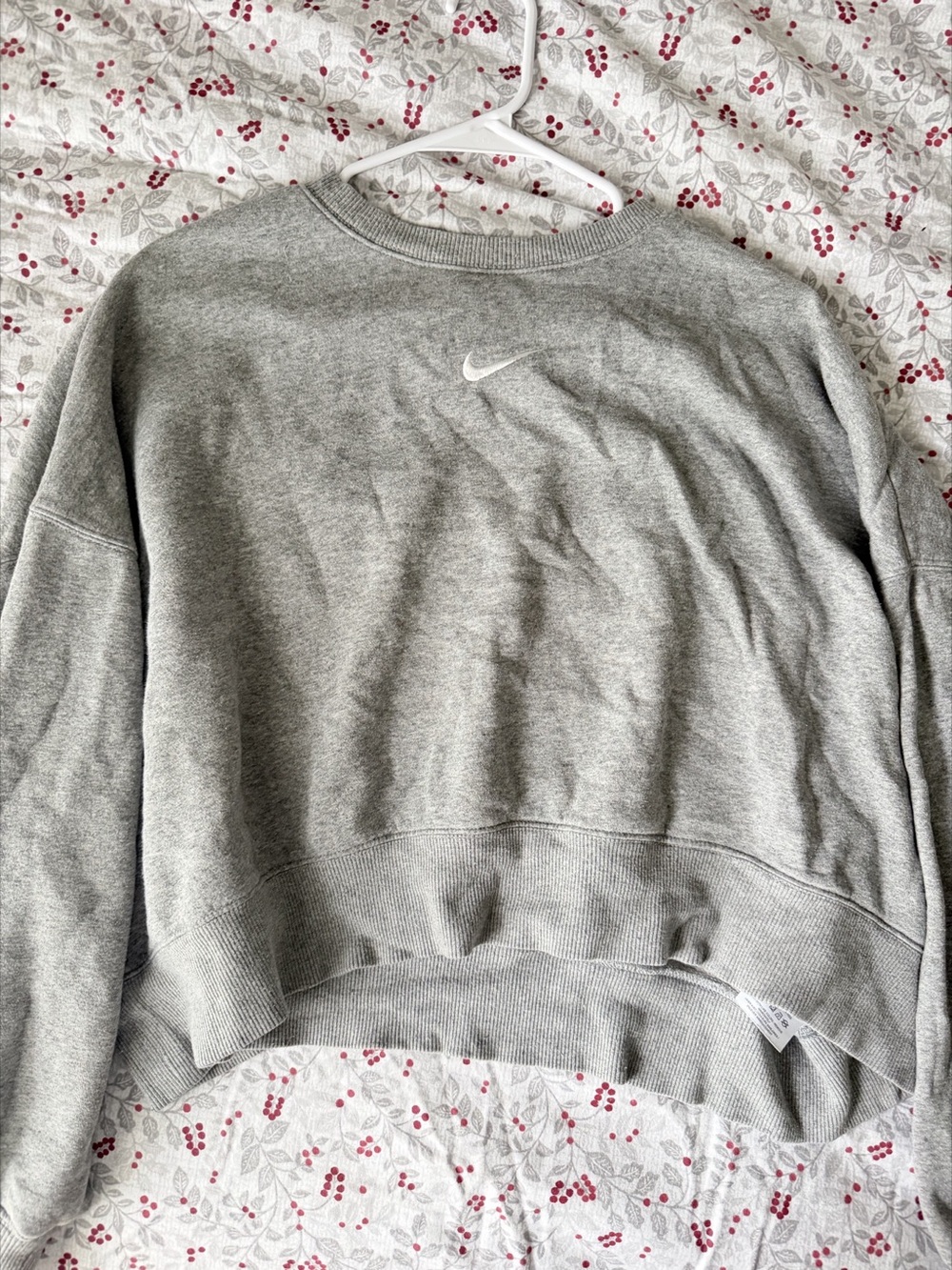 Nike Solo Swoosh Fleece Crewneck Sweatshirt Gray
